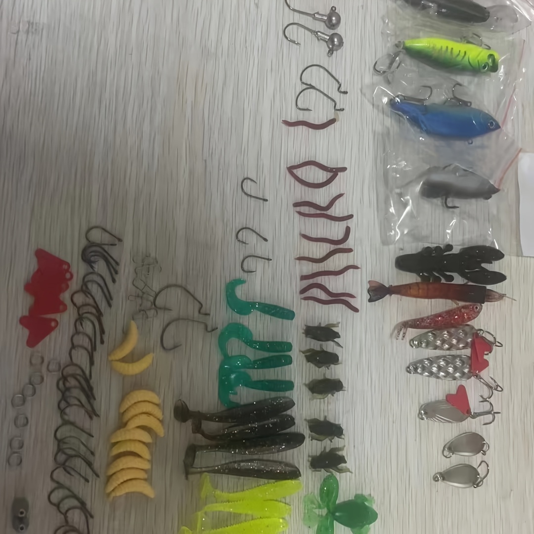 Kit de 133 Peças de Iscas de P - Fishing Equipment Box avaliação e preço